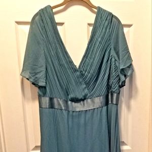 Plus Size Empire Waist Evening Dress with Short Sleeves